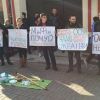 Люди протестують проти розширення повноважень податкової служби