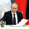 ​Среди россиян пошел шепоток, что «царь ненастоящий» — Саша Сотник