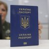 ​“Помогу получить паспорт. Дорого”: как наживаются на жителях Донбасса