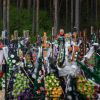 ​Російське вторгнення в Україну : 290 тіл мирних мешканців Ірпеня, які були ексгумовані для експертизи та перепоховання, 105 лишаються невпізнаними