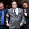 ​Відомий продюсер Харві Вайнштейн, що наразі є засудженим за сексуальні домагання, вилікувався від коронавірусу