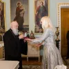 Патриарх Филарет наградил волонтера Аллу Ландар орденом Святого ...