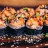 Доставка суші Дніпро: Гарячі роли та особливості їх приготування