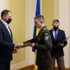 ​В Офисе Президента состоялось вручение ордеров на квартиры участникам боевых действий и семьям погибших военных