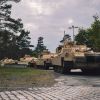 ​Американські танки Abrams M1A1 на полігоні Графенвер у Німеччині для навчання українських танкістів