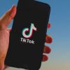 ​Масова істерія щодо заборони соціальної мережі TikTok. Що спровокувало країни використовувати додаток?