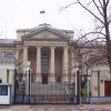 ​Судові виконавці у Варшаві видворили посольство росії з будинка, яким воно володіло незаконно