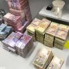 ​  			Львовских налоговиков уличили в организации конвертцентра с оборотом в 500 млн гривен		