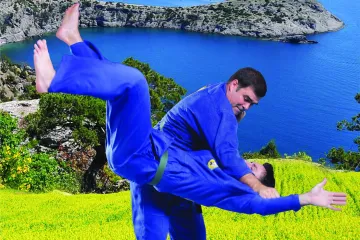 ​Тренування для дітей від 6 років, студентів, дорослих без обмеження віку та статі - технікам самооборони по методиці IFSRA - International Federation For Self Defense Real Aikido Sistem 