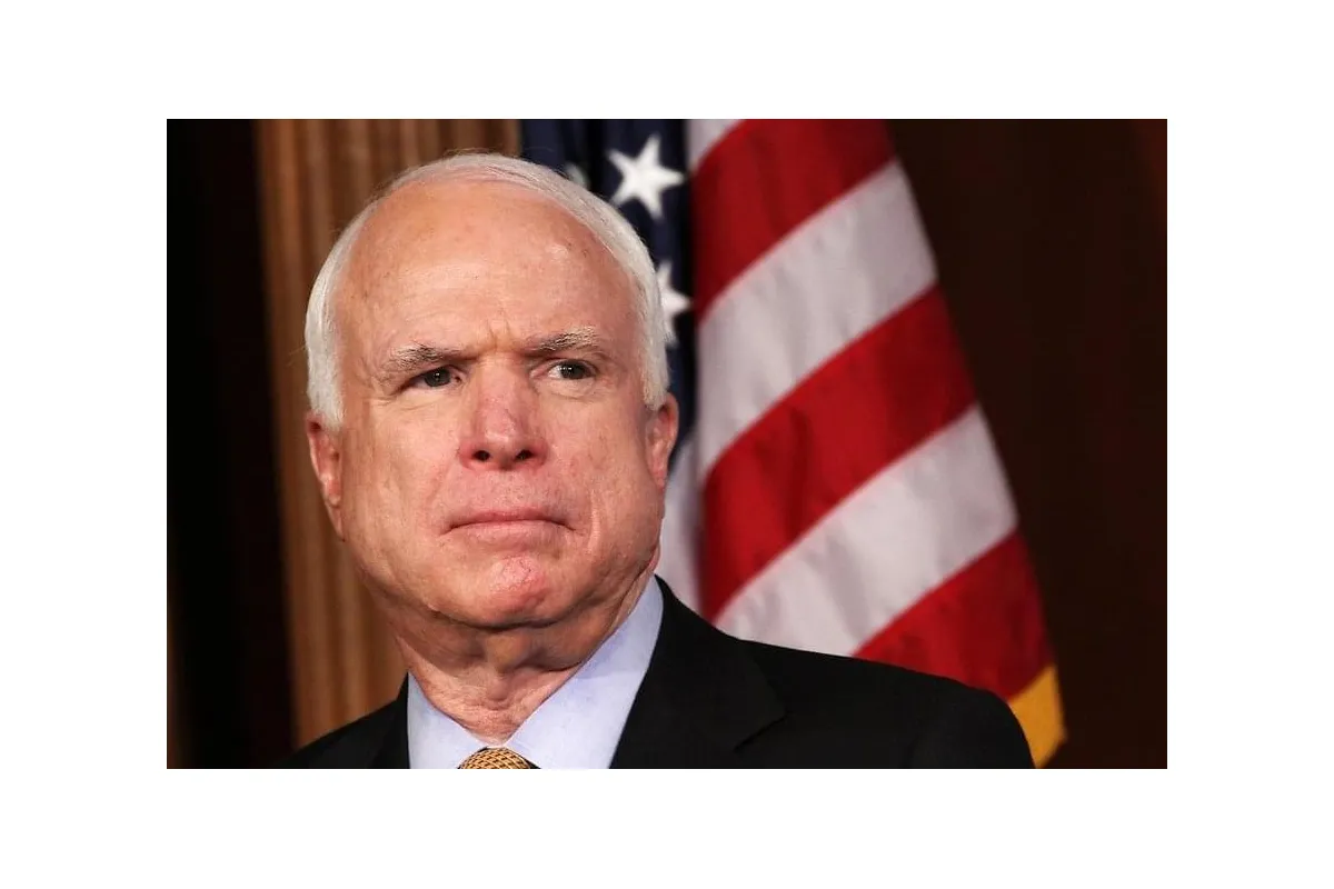 Новини України: Маккейн очолив комітет збройних сил США у сенаті
