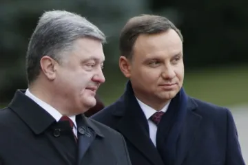 ​На початку грудня 2016 року Петро Порошенко планує відвідати Польщу
