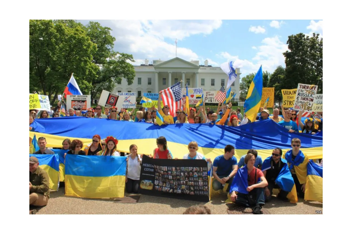 Під стінами Білого дому відбувся мітинг на підтримку України