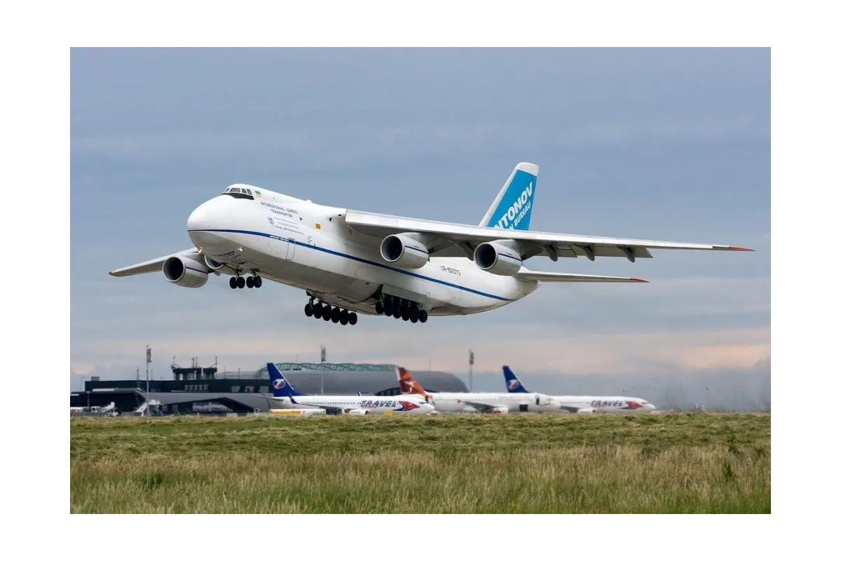 Чому призупинено випуск українських літаків?