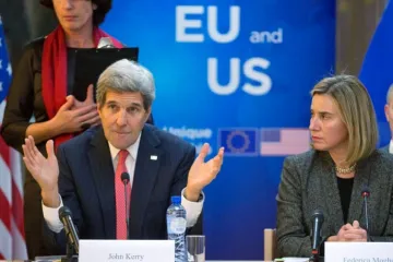 ​Америка та ЄС проти оголошення військового стану в Україні