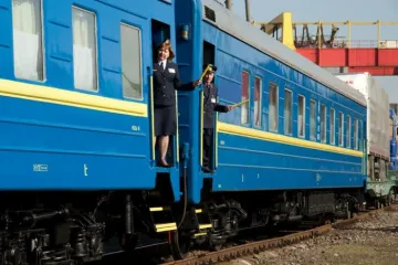 ​Що потрібно реформувати в «Укрзалізниці» і чому студентам невигідно їздити потягом?