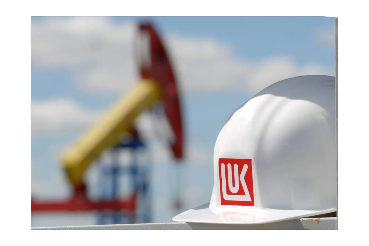Нафтова компанія «Лукойл» знизила прибутки на чверть
