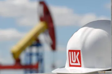 ​Нафтова компанія «Лукойл» знизила прибутки на чверть