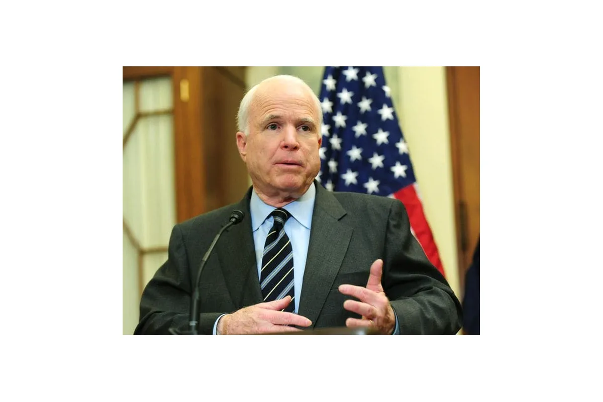 Джон Маккейн не проти стати радником українського президента