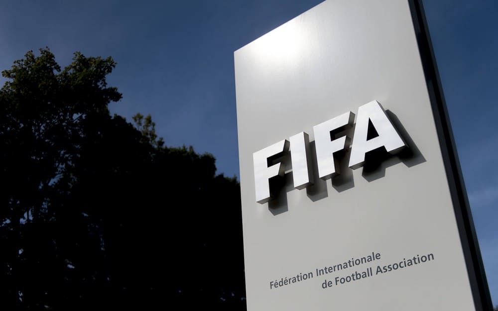 ФІФА змусить грати у футбол по-новому