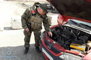 ​На Луганщині інспектори поліції виявили «Оpel» сумнівного походження