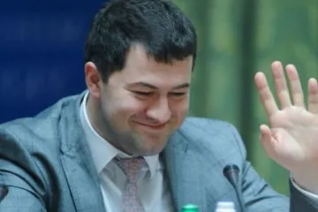 ​ 			 	  	Кандидат в президенты Роман Насиров: выжить в суде и возродиться в политике 	  	 	  