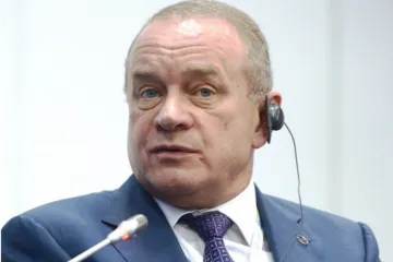​Экс-главе РКК “Энергия” вменили ущерб на 9 млрд рублей за перечисление денег иностранцам