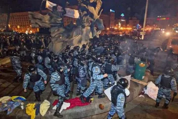 ​&#171;Янукович – ссыкливый трус&#187;: Чорновил рассказал, кто стоял за разгоном Майдана