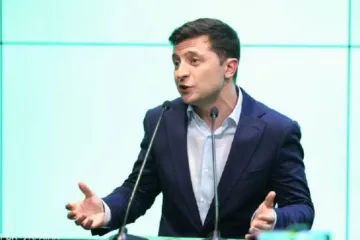 ​«Он малоросс!»: Зеленский призвал чиновницу Порошенко доказать, что она украинка