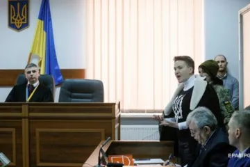 ​ 			 	  	Савченко в суде обматерила прокурора 	  	 	  