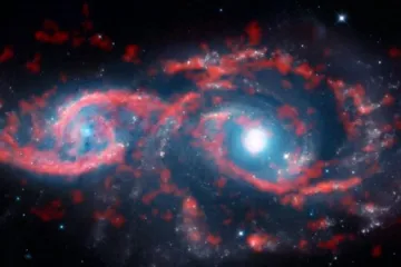 ​Ученые сфотографировали «глаз» галактик