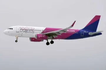 ​ 			 	  	Украинцы угрожали жечь шины в аэропорту Лиссабона из-за скандала с Wizz Air 	  	 	  