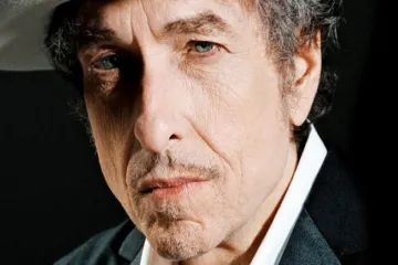 ​Нобелевскую премию по литературе получил музыкант Боб Дилан