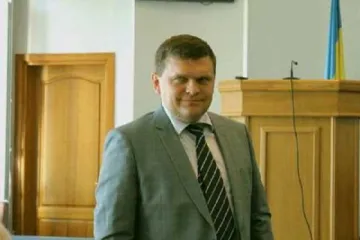 ​ 			 	  	«Оружейный барон» Владимир Муцинов не смог снять арест со своих «девайсов» и «гаджетов» 	  	 	  