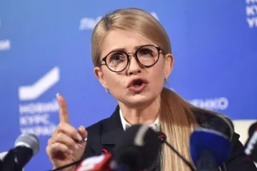 ​Тимошенко рассказала, куда сбежит Порошенко