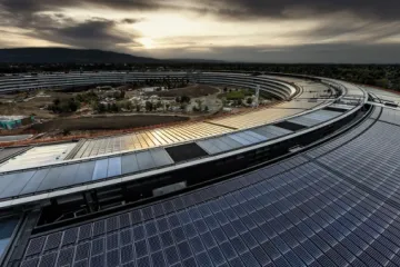 ​Дрон снял новую гигантскую штаб-квартиру Apple