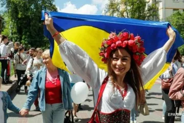 ​ 			 	  	В Украине отмечают День вышиванки 	  	 	  
