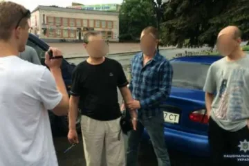 ​ 			 	  	На Киевщине при получении взятки в $7 тысяч задержали депутата 	  	 	  