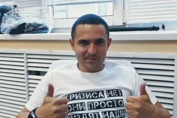 ​ 			 	  	“Слуга народа” Куницкий опубликовал неоднозначное фото с Богданом 	  	 	  