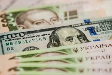 ​НБУ показал, сколько будет стоит доллар после выходных