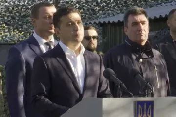 ​ 			 	  	&quot;Не дождетесь!&quot; Зеленский мощно выступил перед военными на Донбассе 	  	 	  