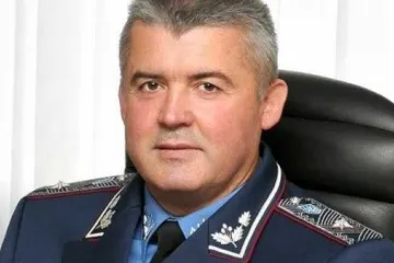 ​ 			 	  	Рябошапка звільнив заступника прокурора молодшого Голомшу 	  	 	  