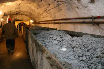 ​ 			 	  	Взрыв на шахте под Луганском: Шахтеров начали доставать через сутки 	  	 	  