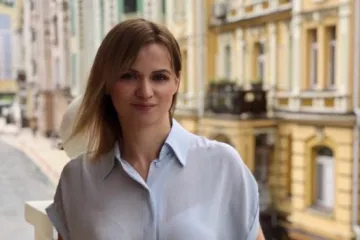 ​ 			 	  	Кандидат Анна Пуртова идет в политику ради детей : “Молодежь не видит в Украине перспектив” 	  	 	  