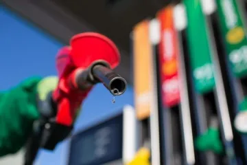 ​АМКУ: Ціни на бензин можна знизити ще на 3-5 гривень за літр