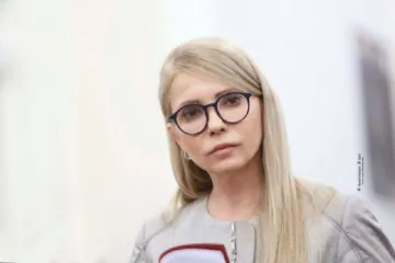 ​«Каблуки Юлии Владимировны»: журналисты докопались до самой нижней точки Тимошенко