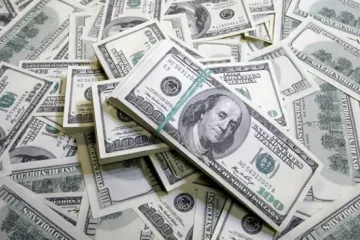 ​ 			 	  	Главный налоговик Львовщины хранит 2,5 млн гривен наличными 	  	 	  