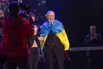 ​ 			 	  	«Слава Украине!»: легендарный Кикабидзе эмоционально поздравил украинцев и Зеленского 	  	 	  