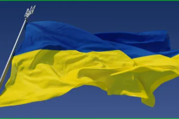 ​&#171;Поднимем сине-желтый флаг!&#187; Макрону резко ответили на &#171;европейскую&#187; Россию