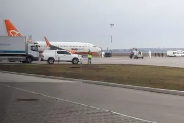 ​ 			 	  	Самолет из Уханя приземлился в аэропорту Борисполя. Фото 	  	 	  
