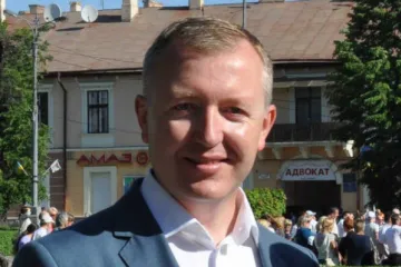 ​ 			 	  	Сергій Осачук — скандальний контрабандист і куратор чернівецьких корупційних схем 	  	 	  